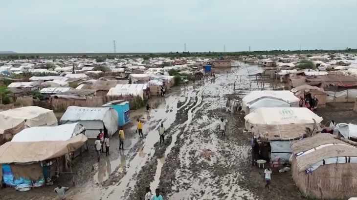 من نار المعارك إلى مياه الأمطار.. مأساة النازحين في السودان تتسع