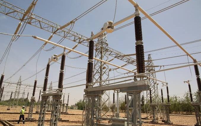 أزمة الكهرباء تشل الحياة في الخرطوم