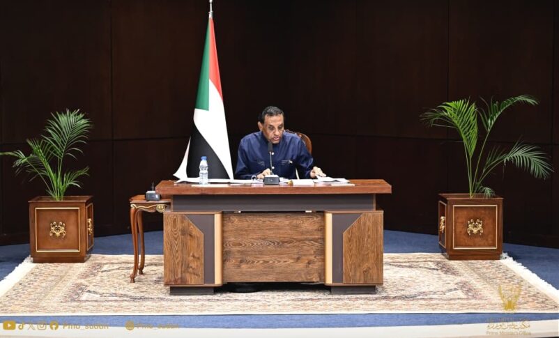 «نور وماء لكل السودان».. الحكومة تتعهد بتغطية التجمعات السكانية خلال عام