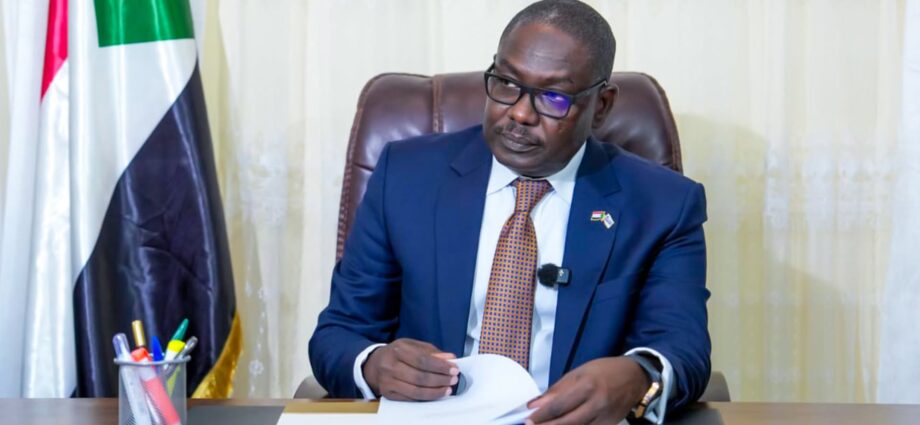 التعايشي يخاطب الاتحاد الأفريقي محذّراً من «شرعنة» حكومة بورتسودان