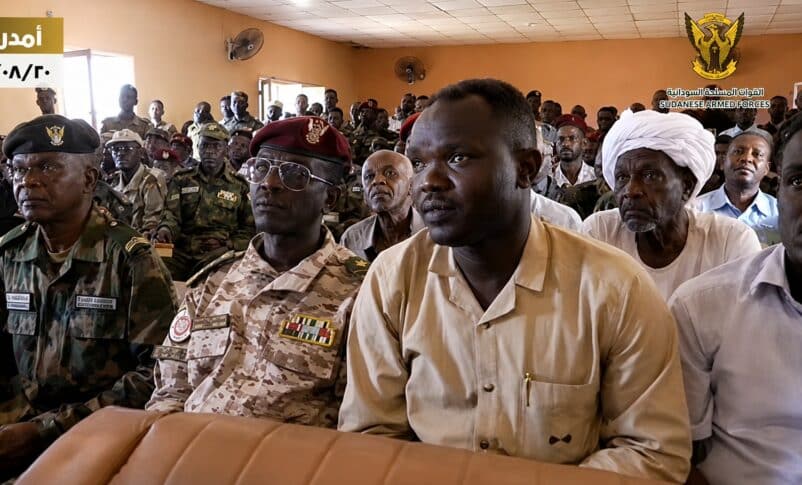 الجيش السوداني يشرع في توفيق أوضاع المنشقين عن «الدعم السريع»