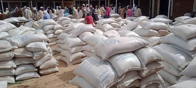 مخازن الإغاثة تقترب من الفراغ.. ملايين السودانيين أمام فجوة جديدة في المأوى والاحتياجات الأساسية