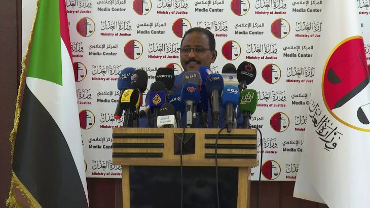 البرهان يفتح باب العودة للسياسيين.. شطب بلاغات وحصانة مؤقتة تمهيدًا للحوار السوداني
