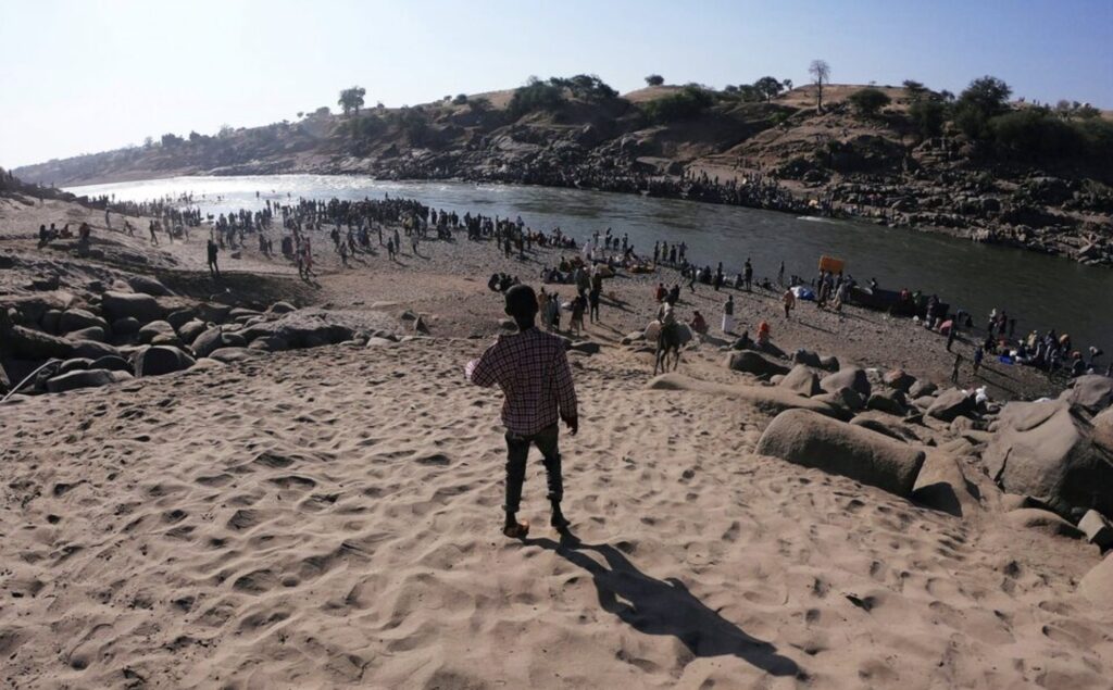 أسوسا تدخل قلب حرب السودان.. اتهامات جديدة لإثيوبيا وحشد عسكري يقترب من حدود النيل الأزرق