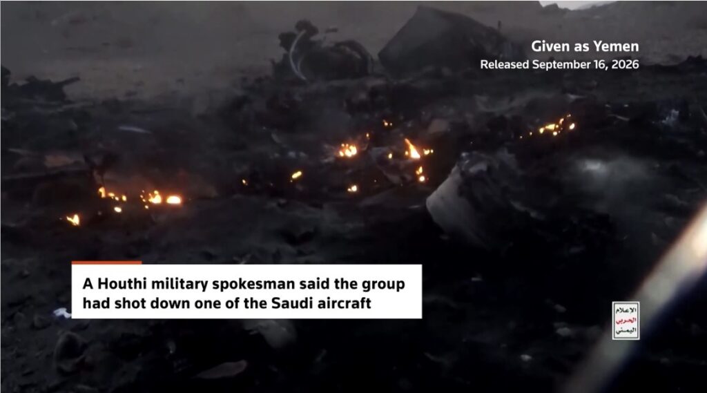 باب المندب يدخل قلب الحرب.. السعودية تقصف اليمن والحوثيون ينقلون المعركة إلى ينبع