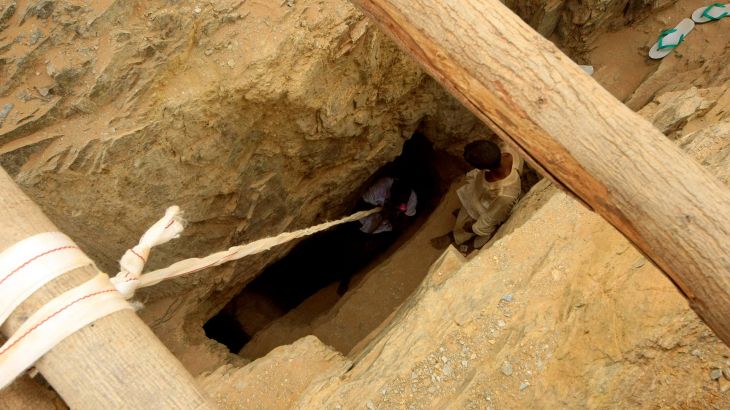 الذهب بلا خوذة ولا إنقاذ.. كارثة «الزرع» تفتح ملف الموت داخل مناجم السودان
