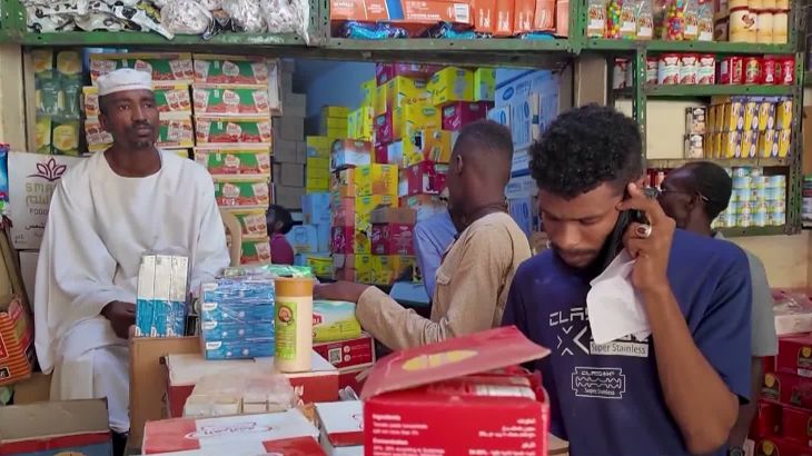 الجنيه ينهار والموائد تنكمش.. كيف أعاد اقتصاد الحرب تشكيل حياة السودانيين؟